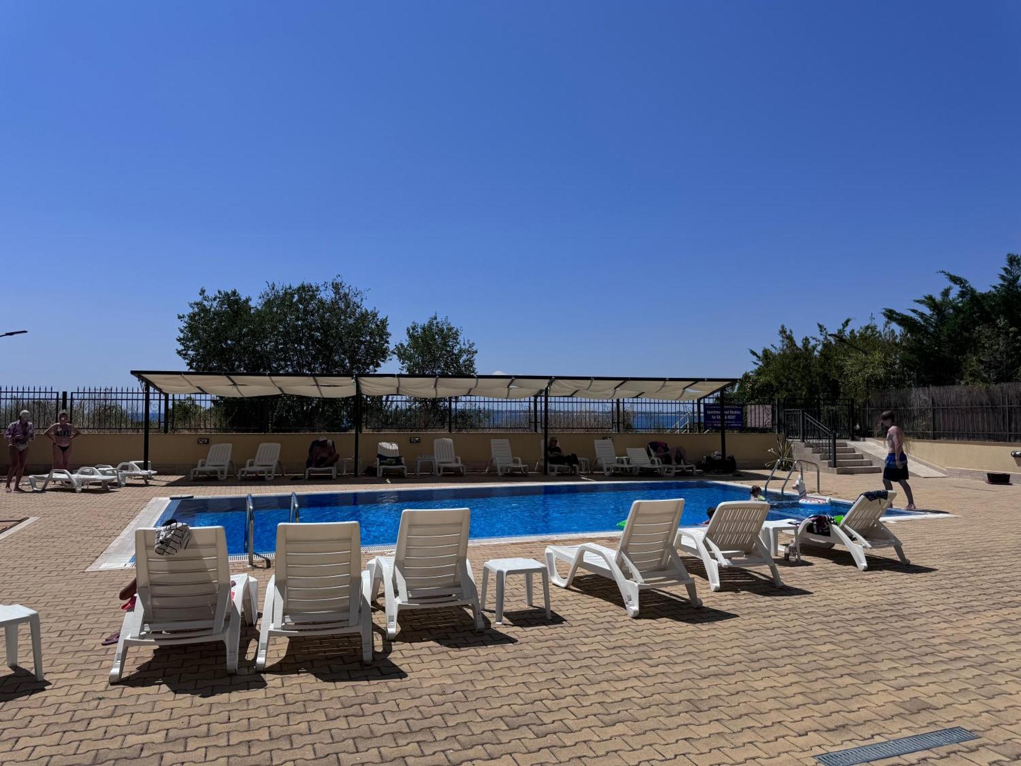 Horizon Apartament Gut Sveti Vlas Eksteriør billede